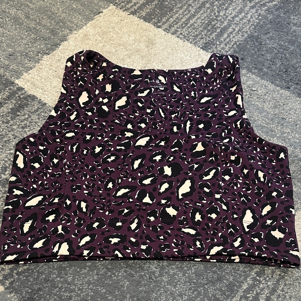 Lou & Grey Purple Leopard Print Crop Top